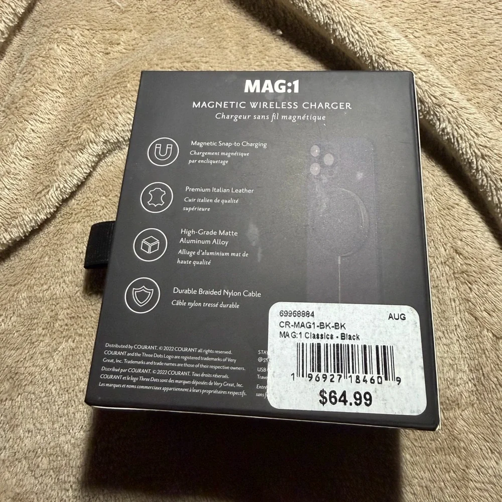 Courant Classics Mag:1 Magnetic Wireless Charger Black
